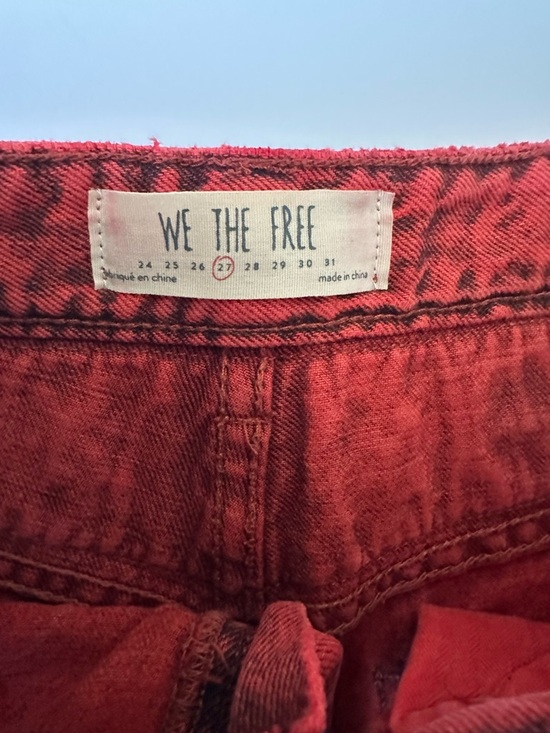We The Free Free People Sun Break Gypsy Red Denim Frayed Boho Shorts~27 - Picture 4 of 4